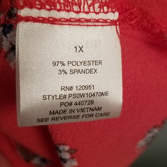 Gypsy & Jade Sleeveless Coral Red Print Top in 1X - Picture 8 of 10